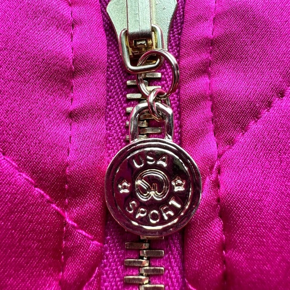 St. John Sport Quilted Reversible 100% Silk Hot Pink Jcket Barbiecore size M - Picture 8 of 10